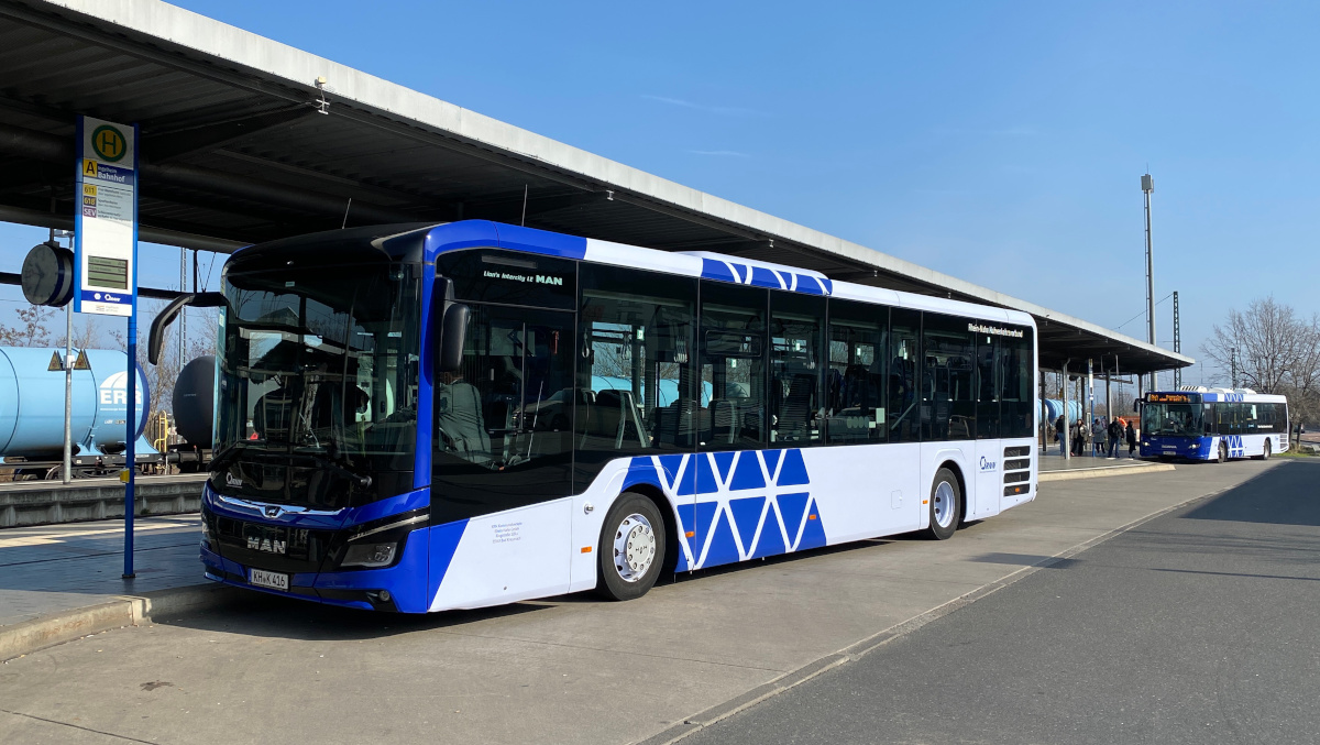 Artikel Titelbild mit Bildunterschrift: Der KRN Kommunalverkehr Rhein-Nahe mit Sitz in Bad Kreuznach plant Investitionen in Höhe von rund 50 Millionen Euro in seinen Fuhrpark und die Infrastruktur.